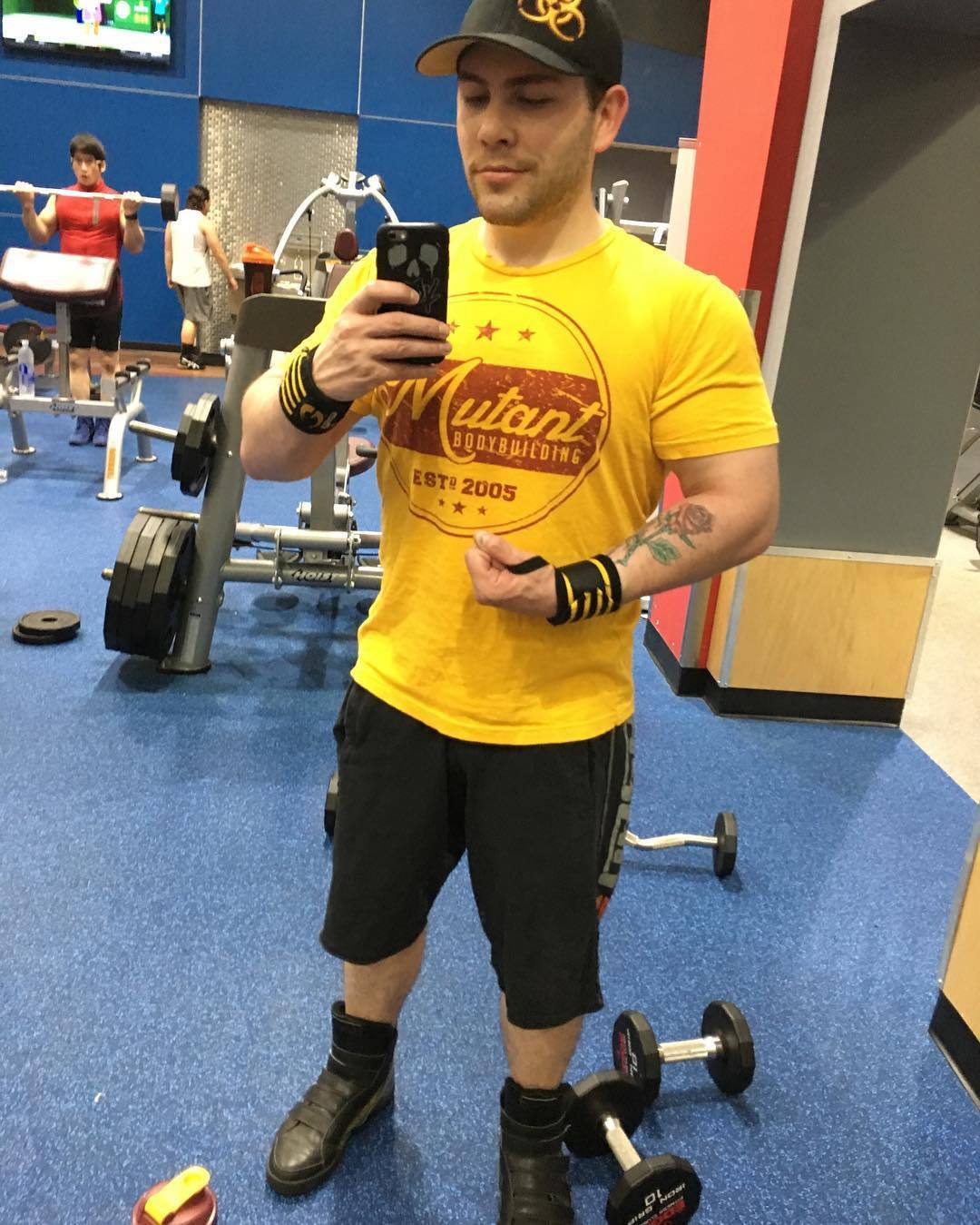 New Short Sleeve Clothing Tight T-shirt Mens Gyms Fitness - Image 4