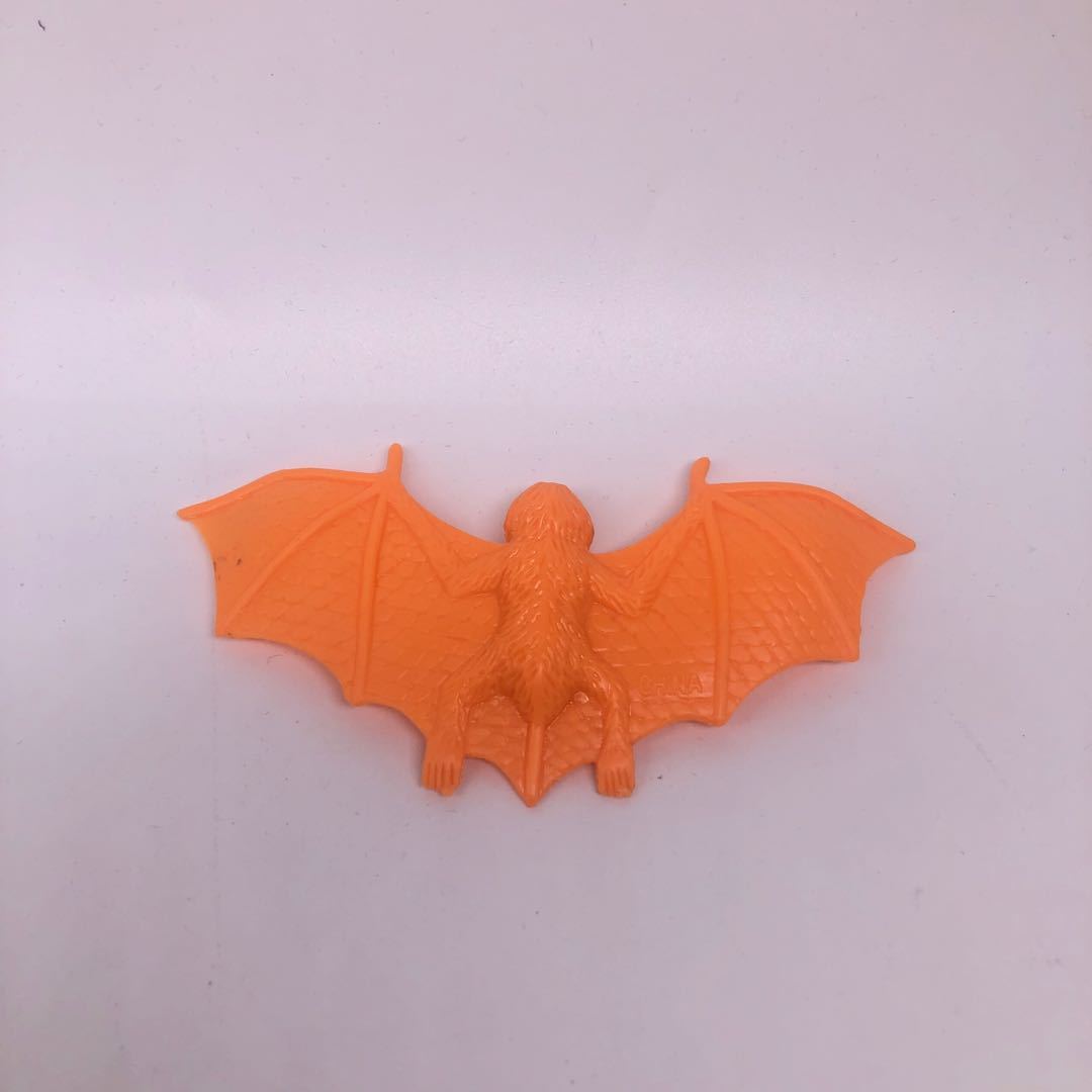 Creative Simulation Bat Halloween Decoration Props - Image 10